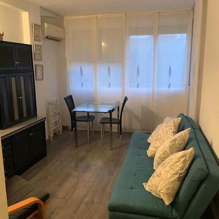 Apartamento En Carihuela Torremolinos Exterior photo