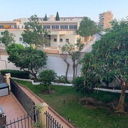 Apartamento En Carihuela Torremolinos Exterior photo